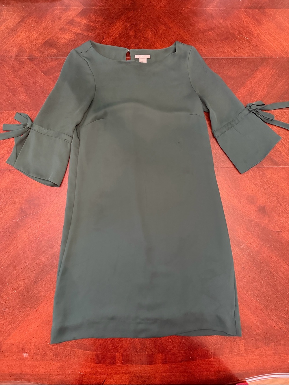 H&M Women's Dark/Jewel Tone Green Tie-Sleeve Shift Dress